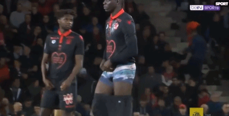 能否重现佳绩？英超仅哈兰德曾在新年到来前赛季进球数破20（还能复制神迹吗？英超仅哈兰德曾在元旦前赛季进球破20）