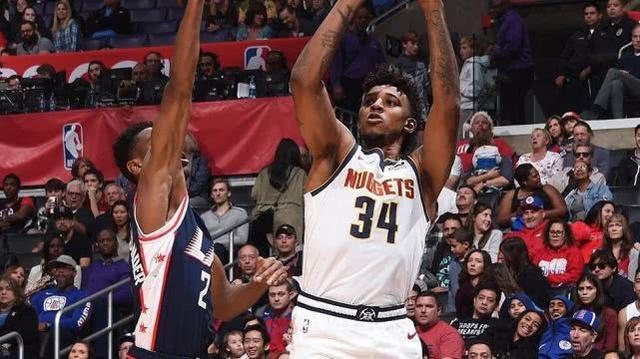 半场：海登海姆1-0法兰克福，阿尔杨-伊布助攻齐夫齐瓦泽破门（半场战报：海登海姆暂1-0领先法兰克福，阿尔杨-伊布助攻齐夫齐瓦泽建功）