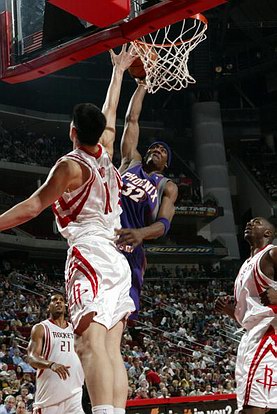 非洲杯阴影下的曼联：姆贝莫、迪亚洛与马兹拉维能否出战伯恩茅斯？（非洲杯影响下的曼联战伯恩茅斯：姆贝莫、迪亚洛、马兹拉维能否登场？）