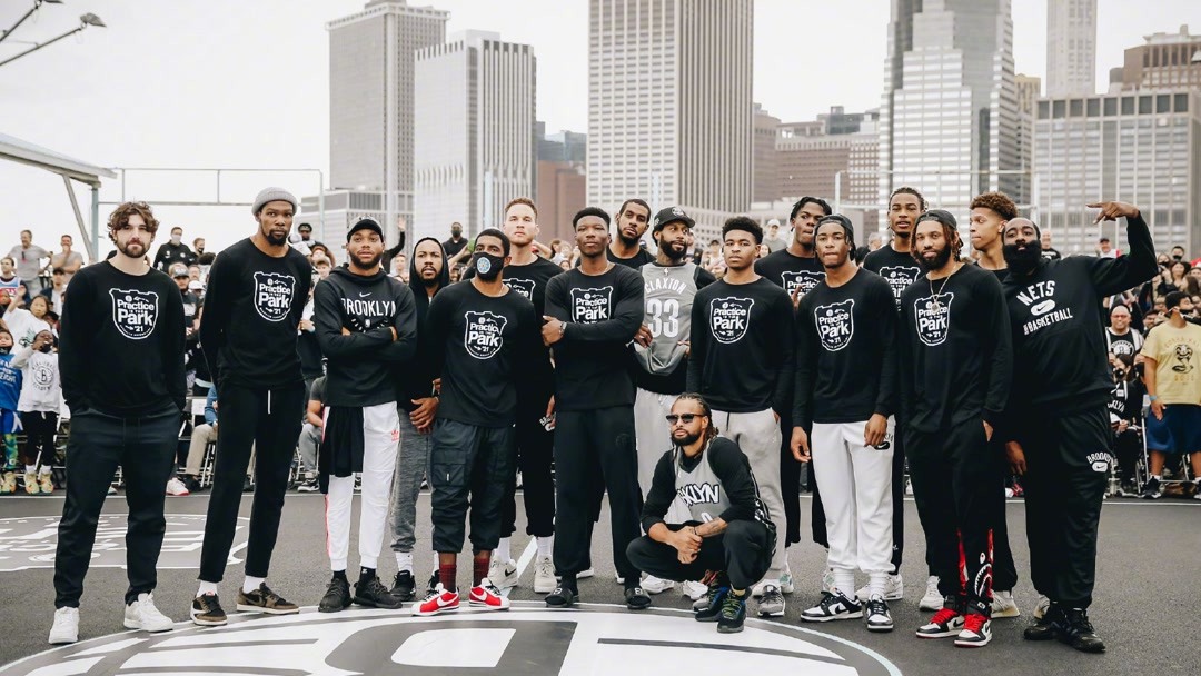 巴萨26／27赛季主场球衣谍照：配色灵感源自翻新后的诺坎普（巴萨26／27赛季主场球衣谍照流出：配色灵感取自焕新后的诺坎普）