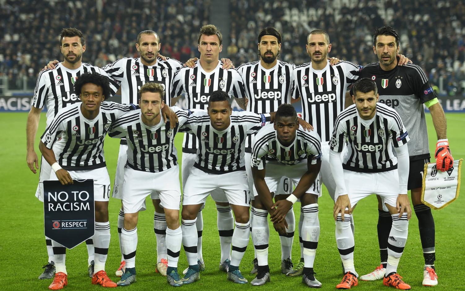 拜仁官方：穆西亚拉今天完成了部分单独训练