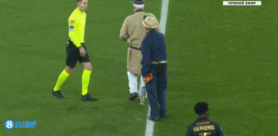 国足训练营进入封闭模式，外界信息有限（国足训练营封闭管理启动，外界难获信息）